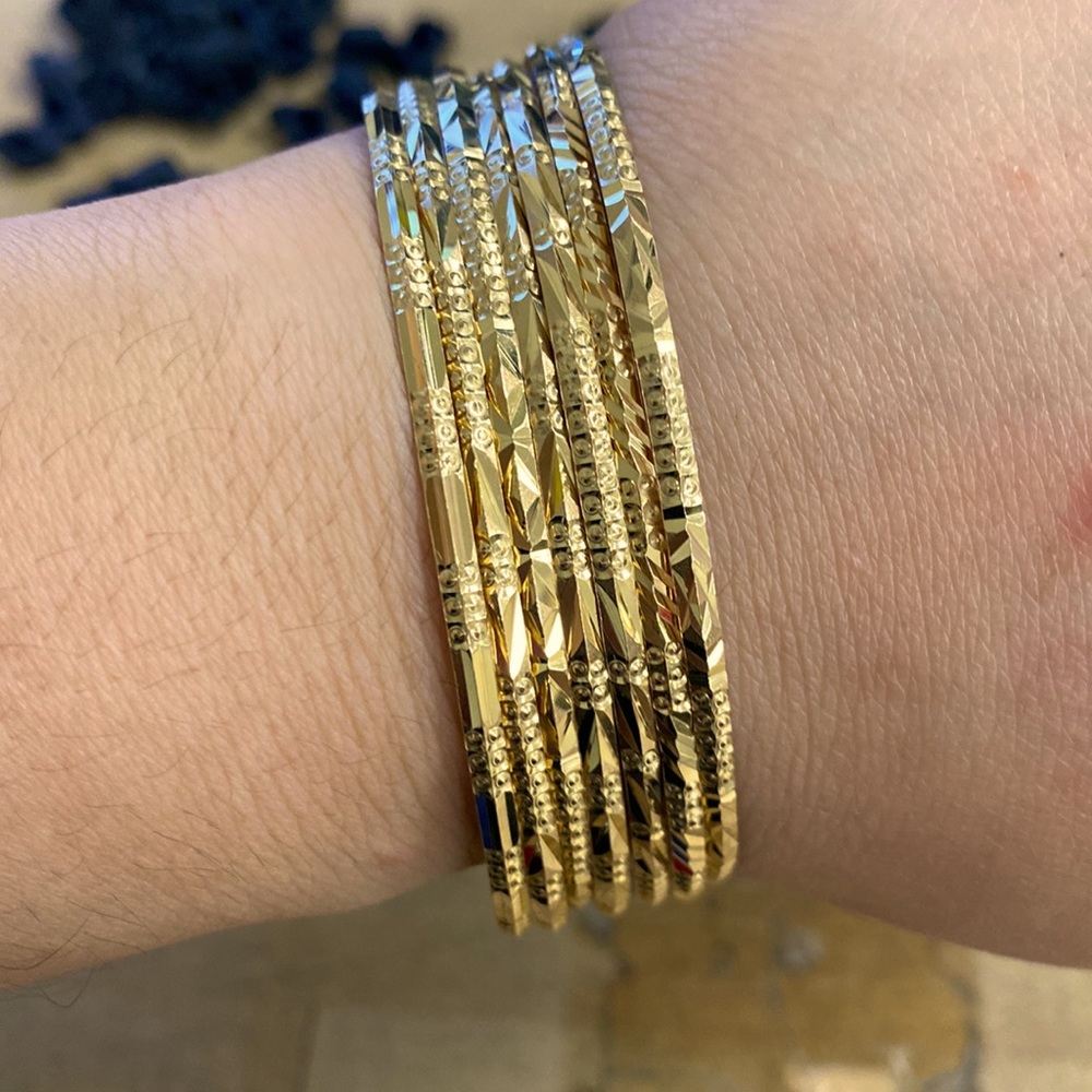18kt solid gold diamond cut 7 days bangle bracelets
